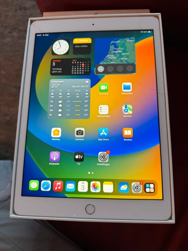 Apple Apple iPad (7. Gen) 32GB WiFi – Gold, mit OVP