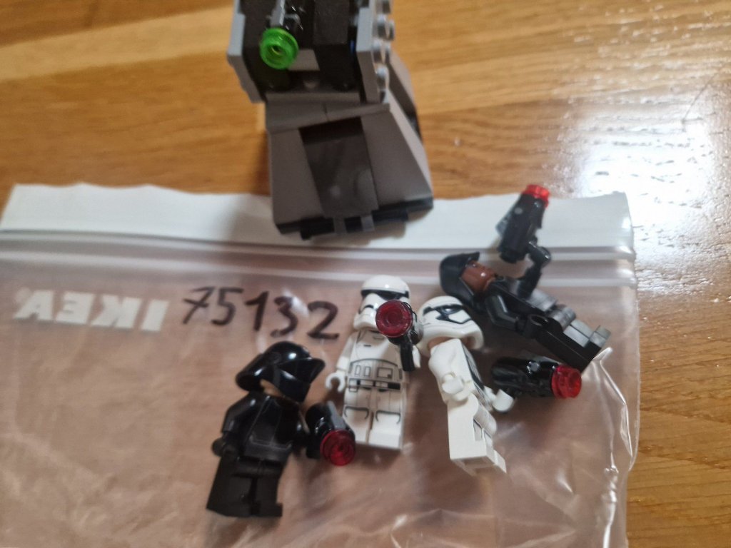 LEGO LEGO Star Wars 75132 First Order Battle Pack – komplett