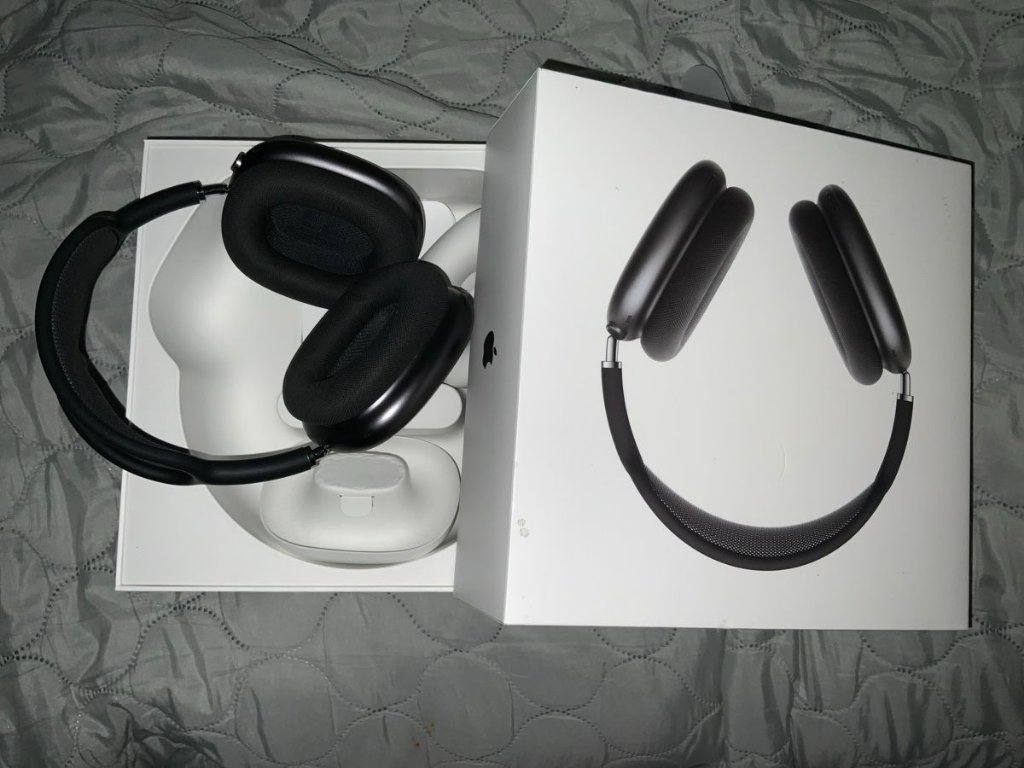 Apple Apple AirPods Max Over-Ear Kopfhörer Space Grau – neuwertig mit OVP