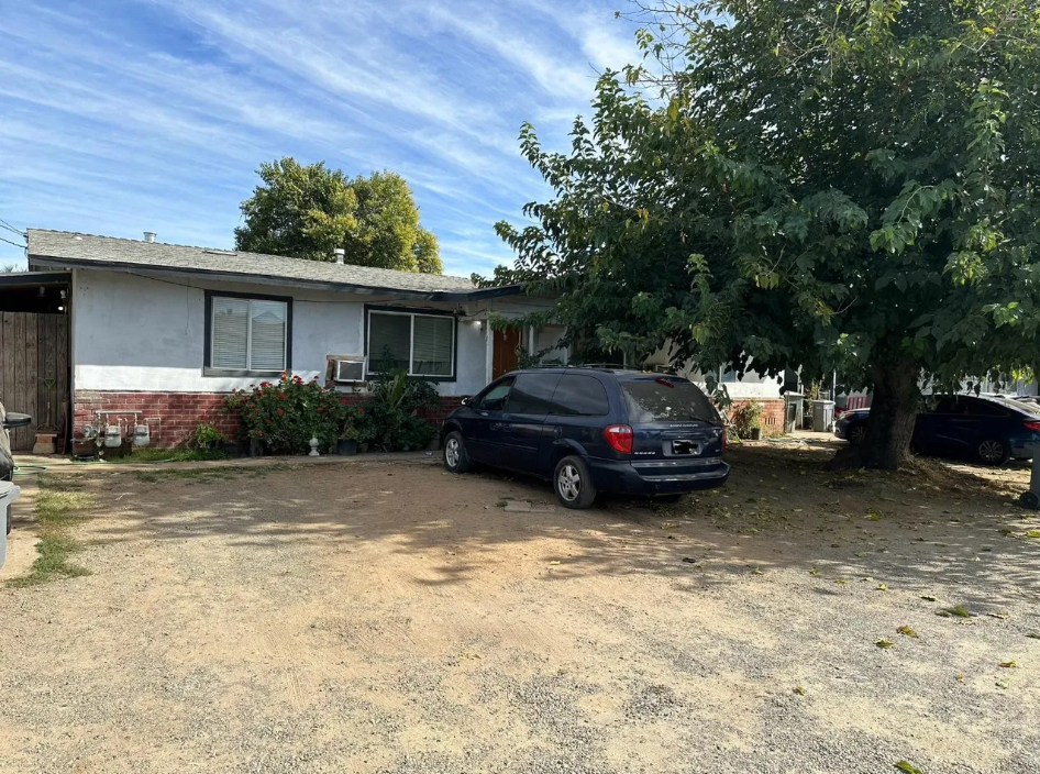 6065 Vierra Ln