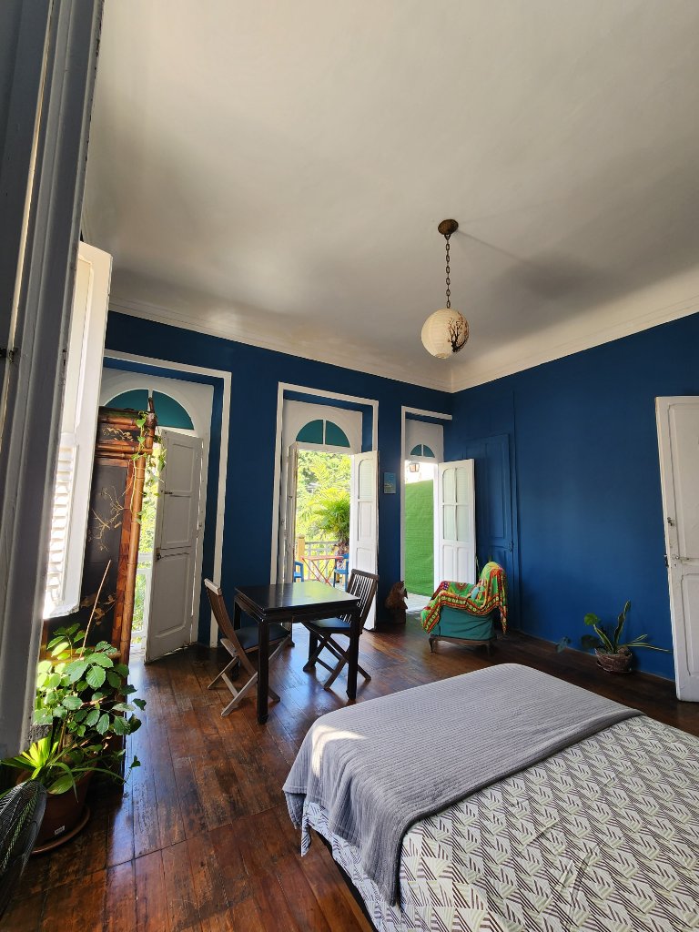 Spacious Blue Room with Terrace — photo 5