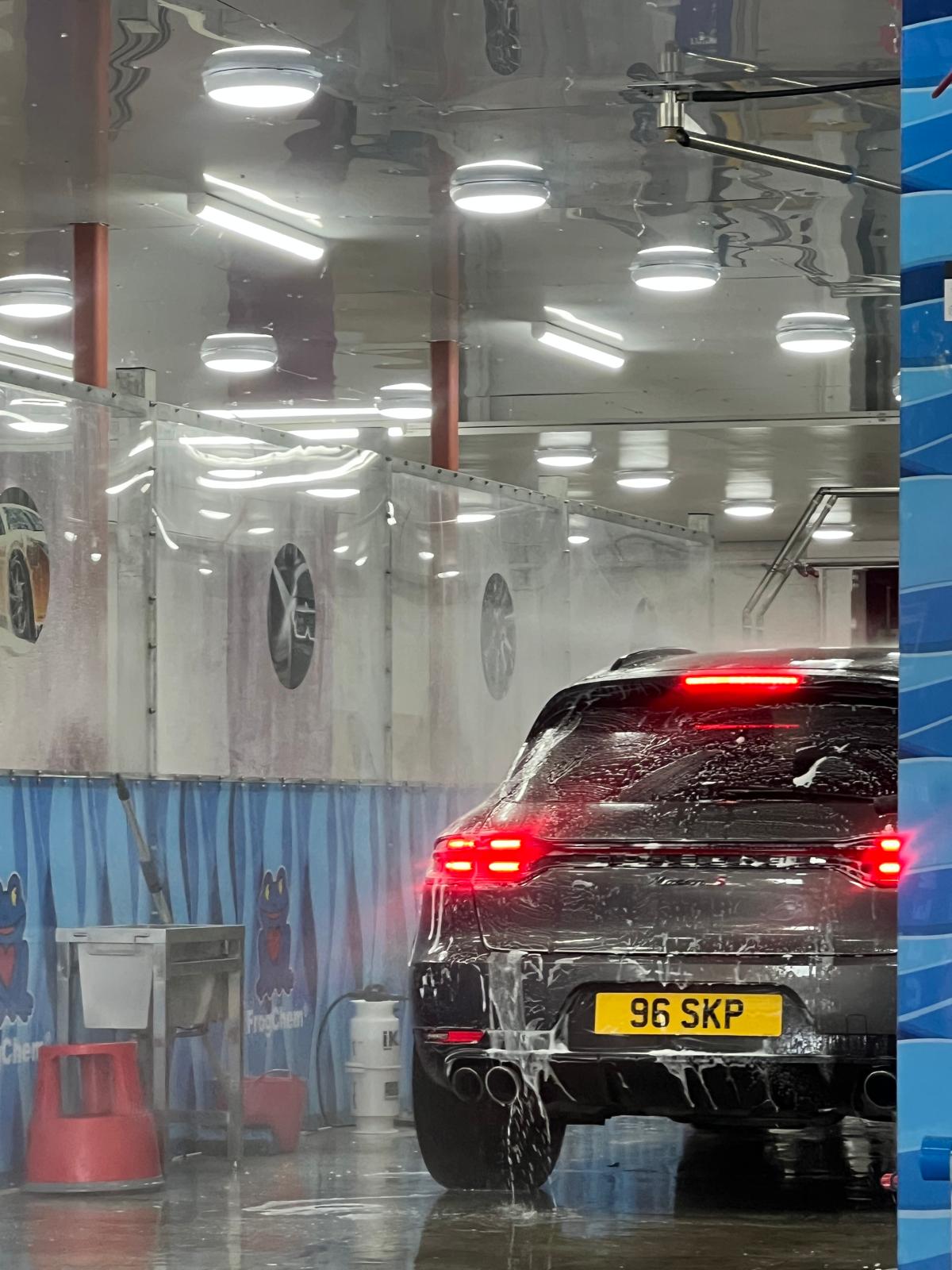 Car wash 32
