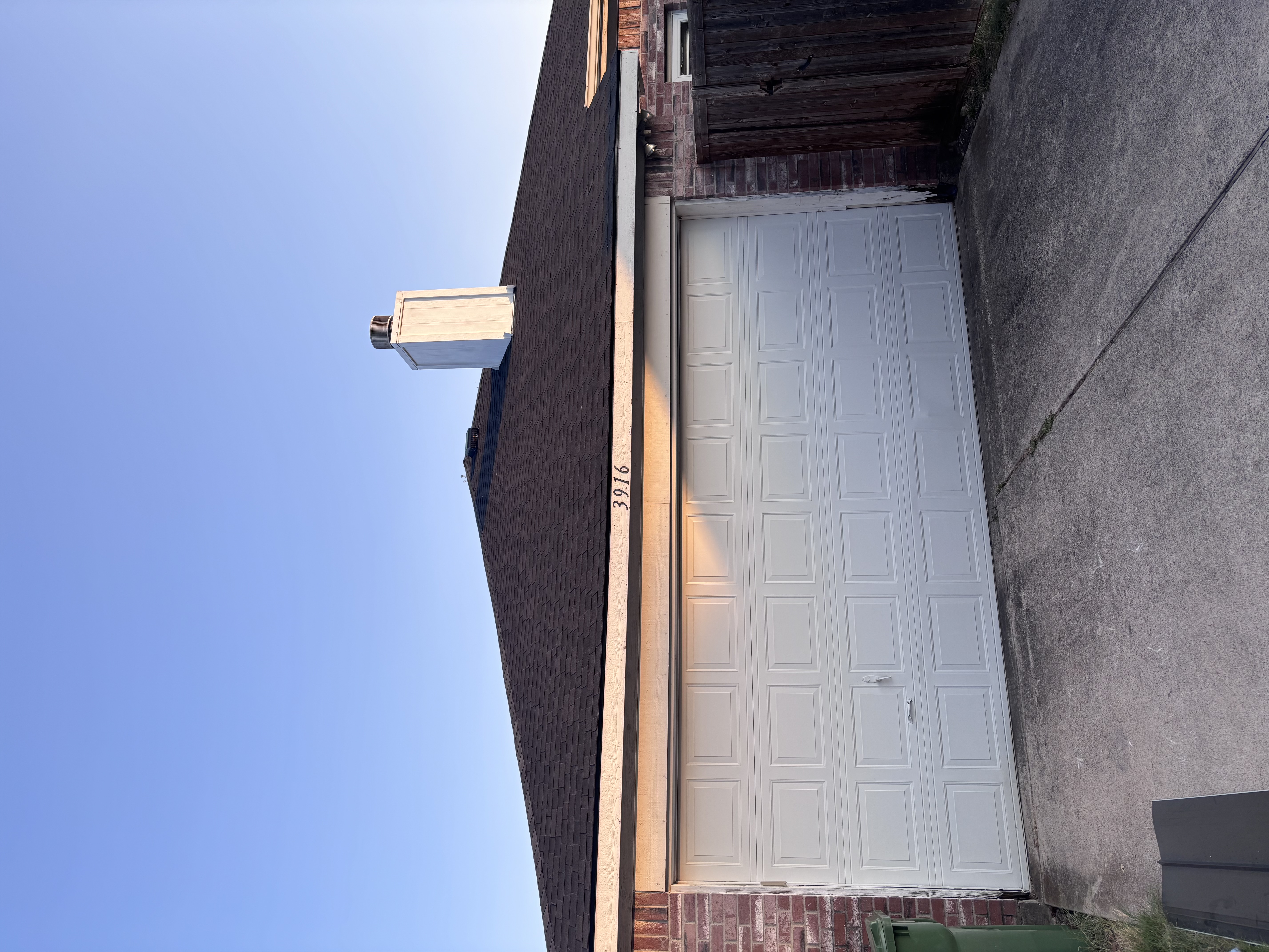 Roof Pros Dallas roofing project photo