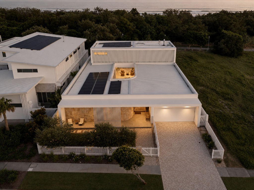 Cylinders Beach House — 10