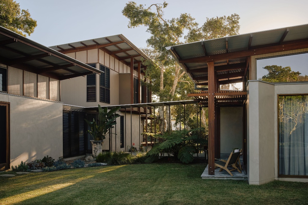 Tirra Lirra House — 24