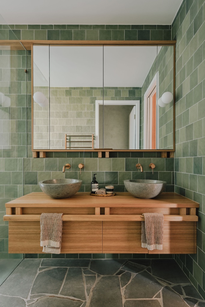 Tirra Lirra House — 13