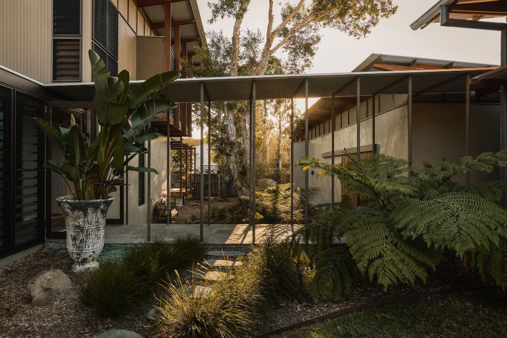 Tirra Lirra House — 32