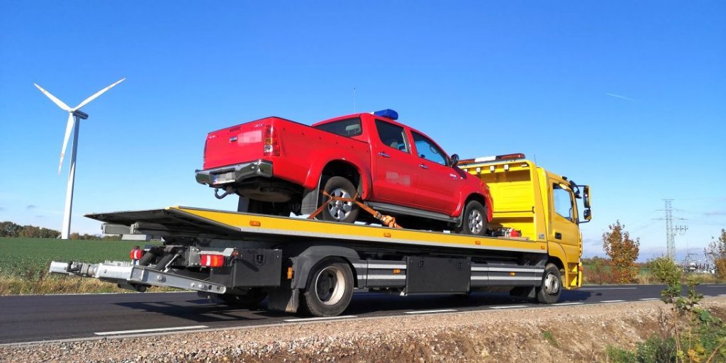 Laweta ciężarowa Słupsk – transport pickup na drodze ekspresowej