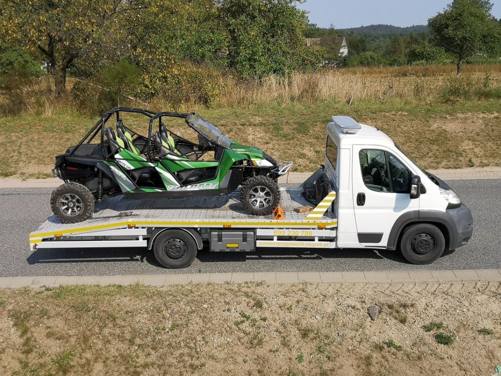 Transport specjalny Słupsk – przewóz quada na lawecie