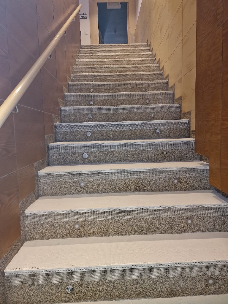 Escalera de portal completa