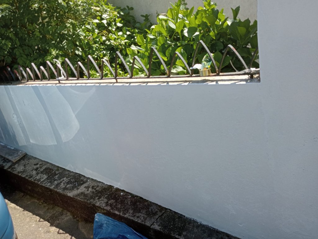 Pintura exterior de muro