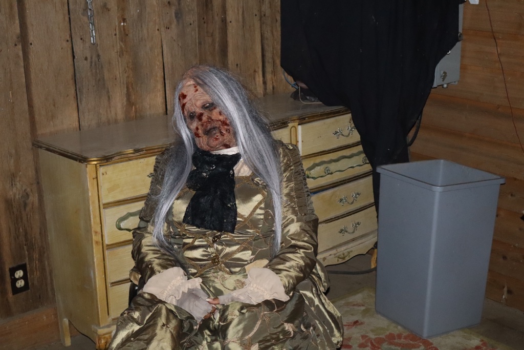 Zombie in Chair
