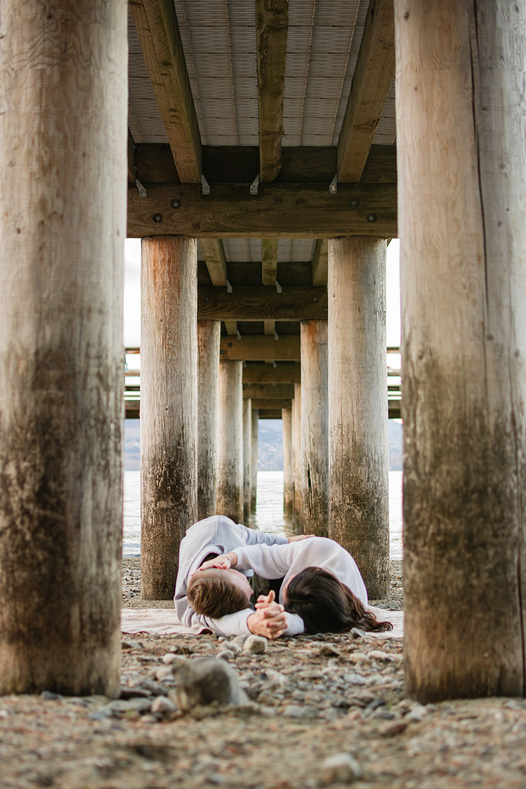 Engagements & Couples — photograph 4
