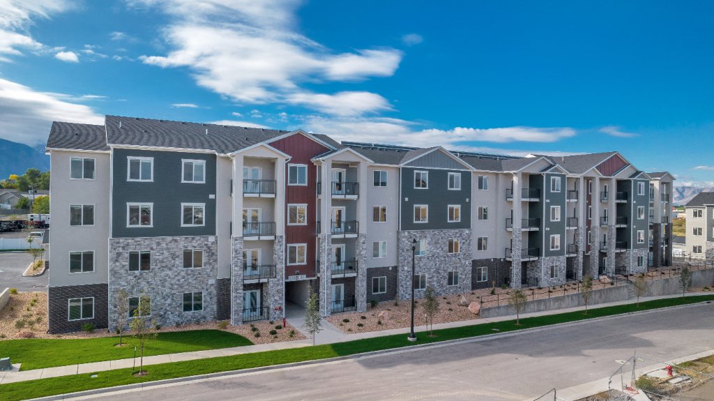 Ridgeline Apartments