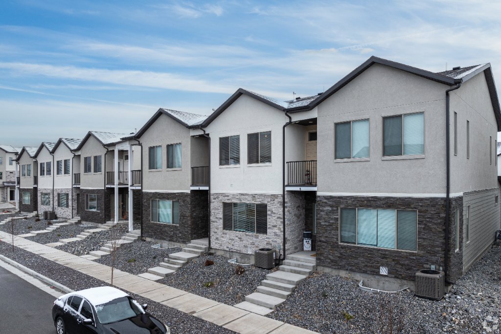 Slatewood Townhomes