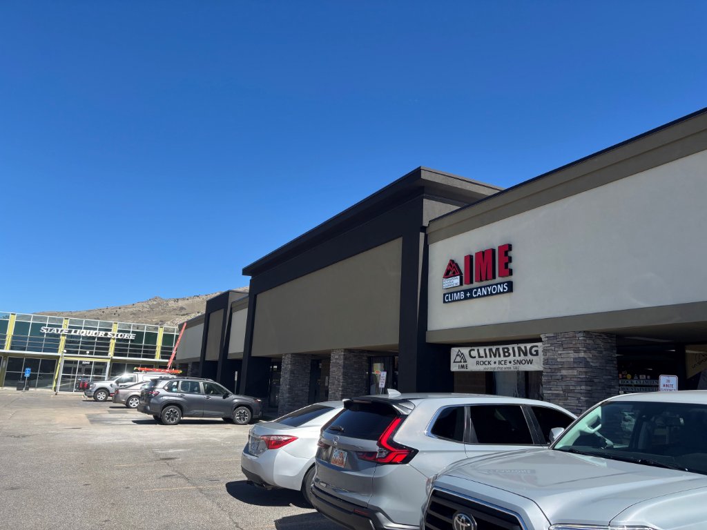 Canyon Rim Shopping Center