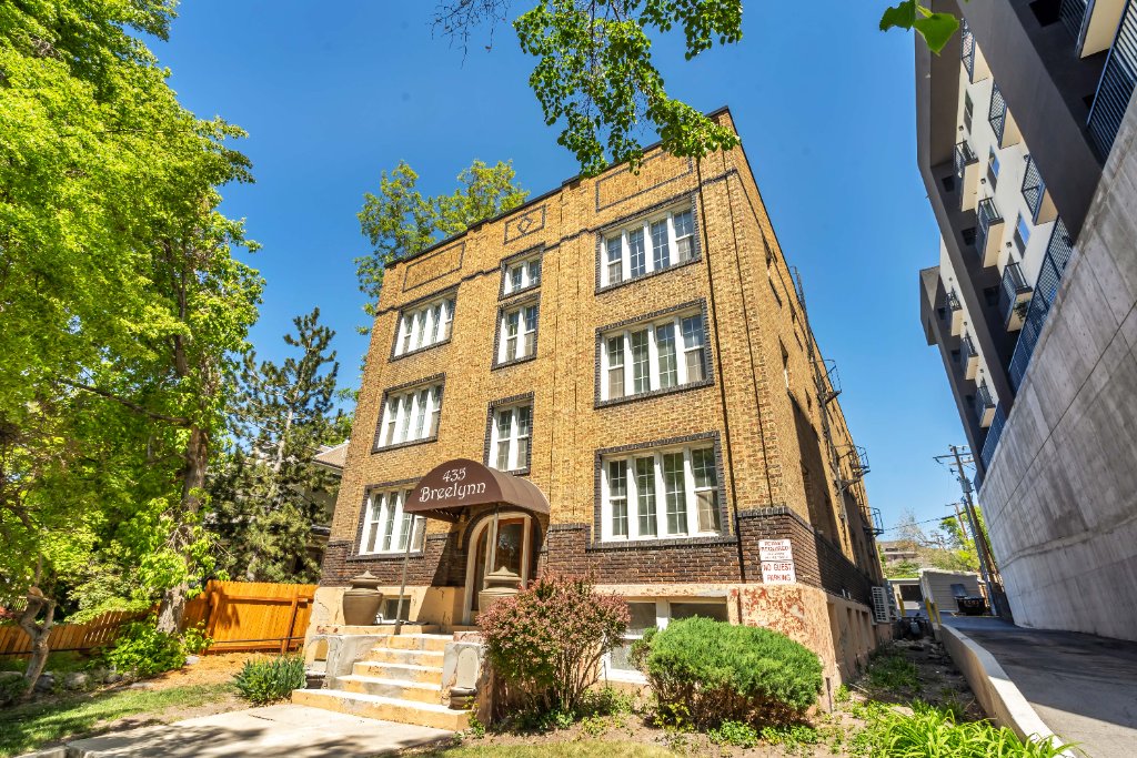 The Breelynn Apartments