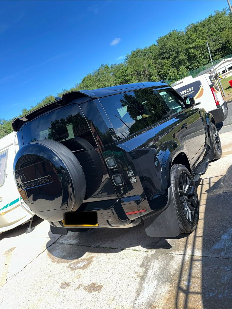Land Rover Defender detailing