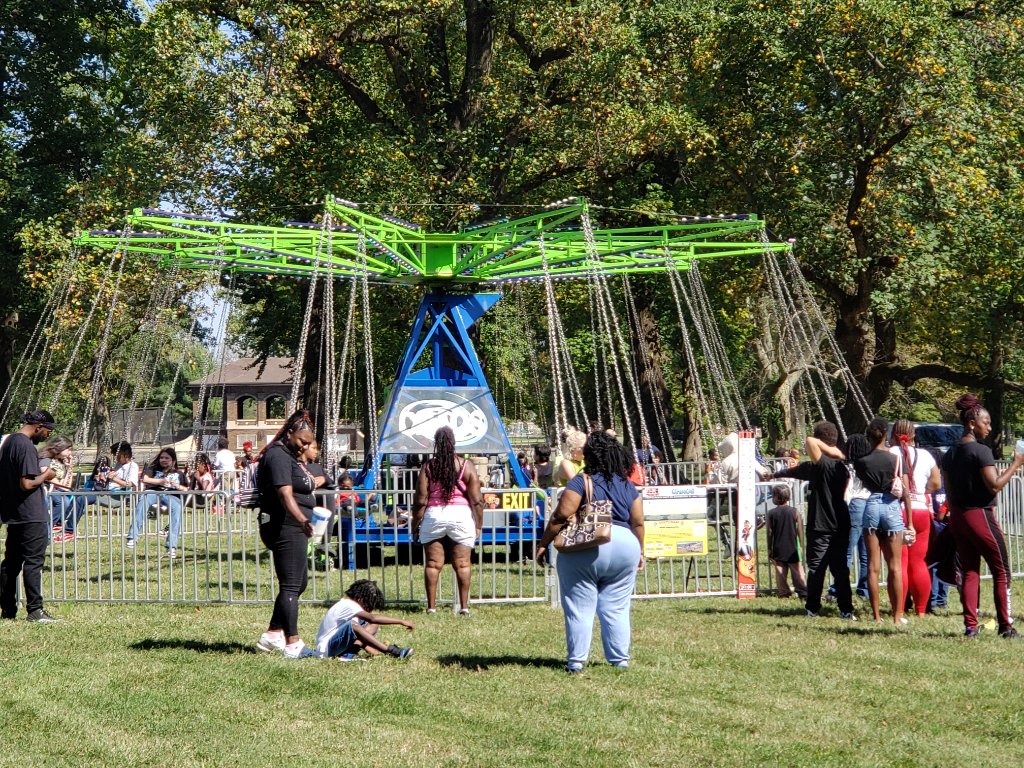 Free Mechanical Rides