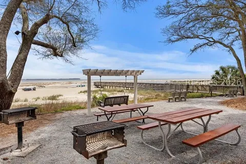 Picnic & Grill Area