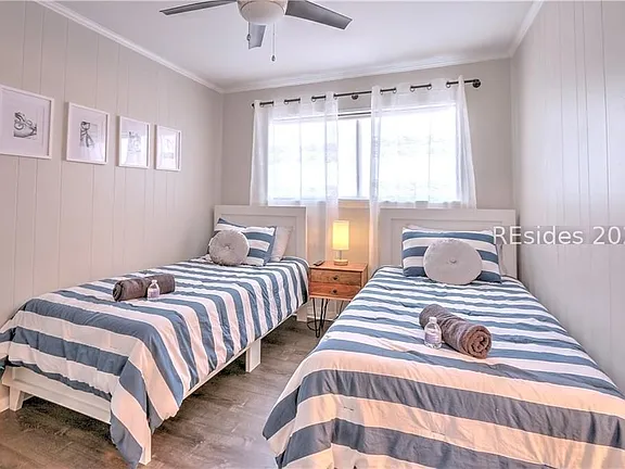 Twin Bedroom
