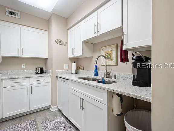 Kitchen — Sink & Appliances