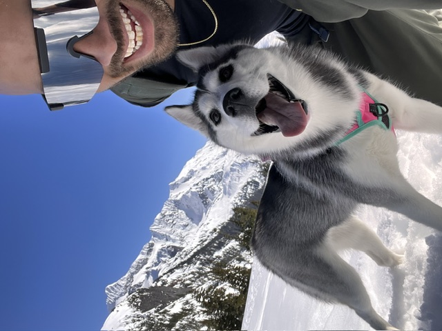 Tor and Rosé at snowy mountain summit