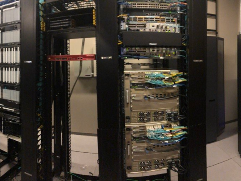 Multi-Band Small Cell & RF Distribution