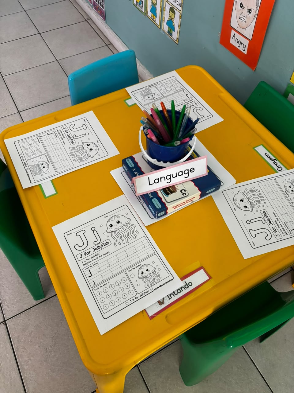 Children in a Step Ahead learning activity