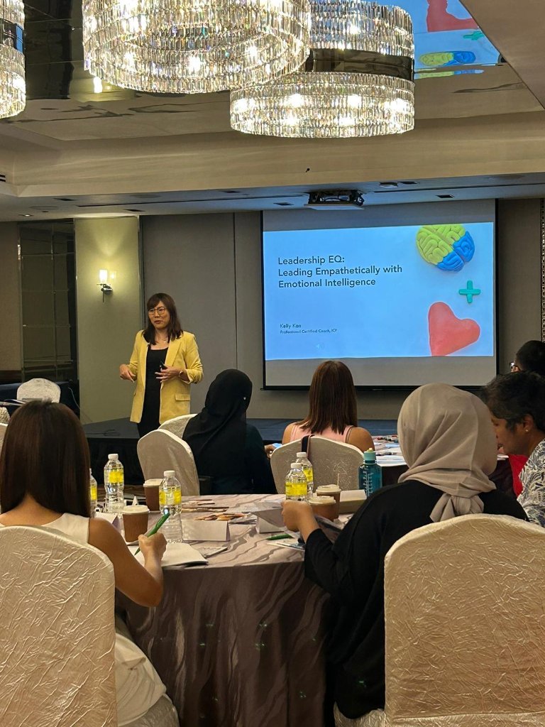 Kelly Kan delivering a keynote