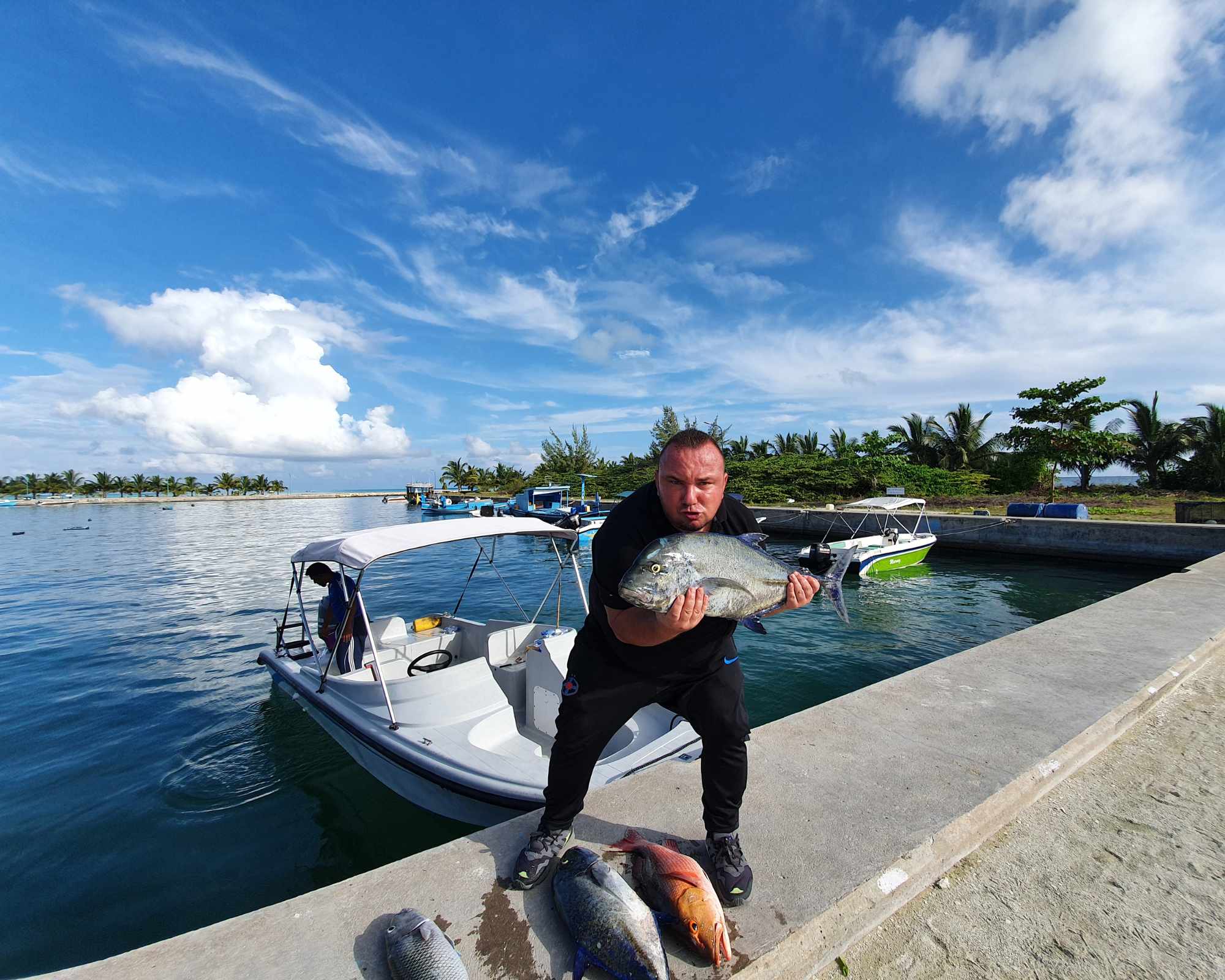 Sandbank rest stop during a fishing holiday in Noonu Atoll