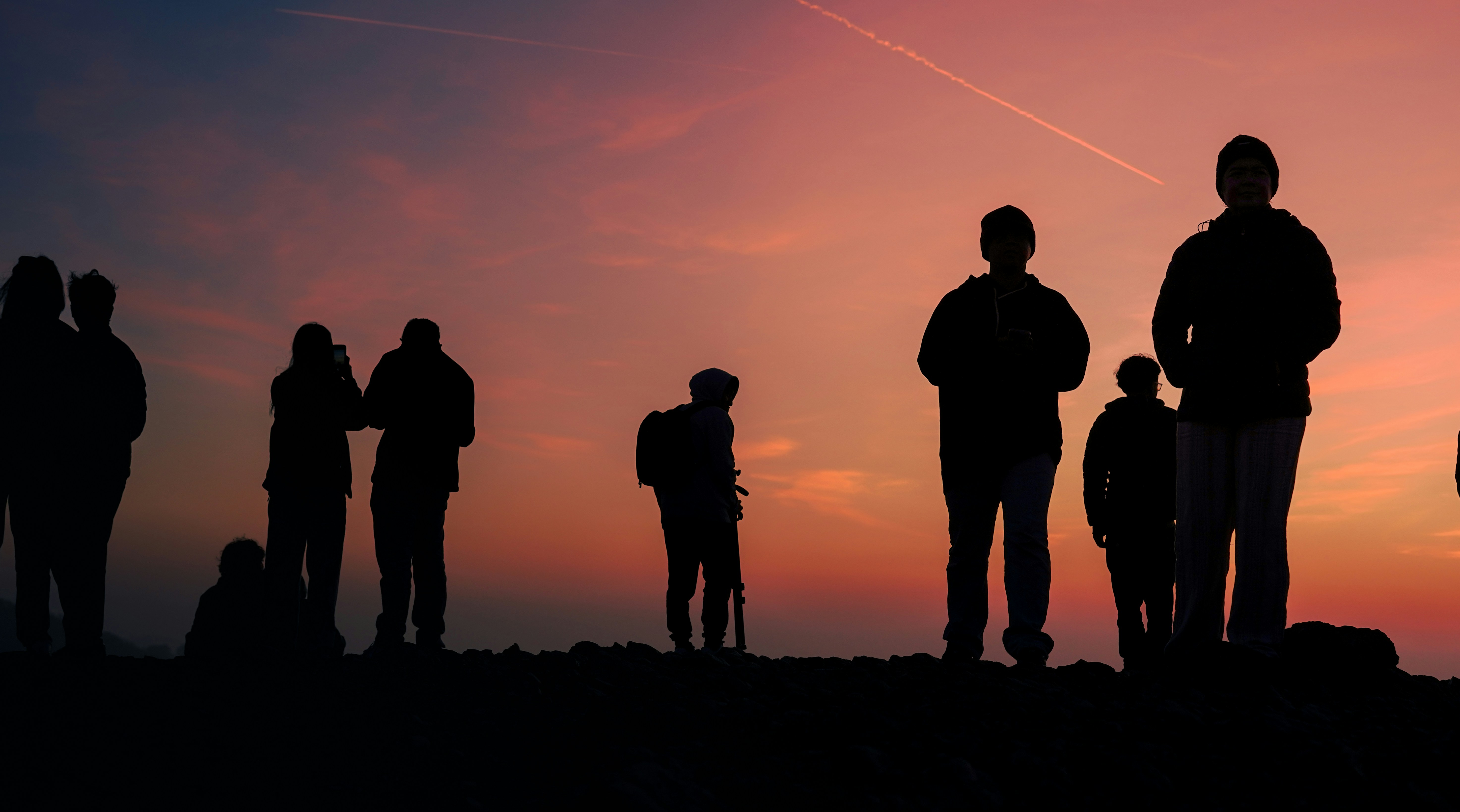 Signs From Deceased Loved Ones: 10 Common Signs and What They Might Mean