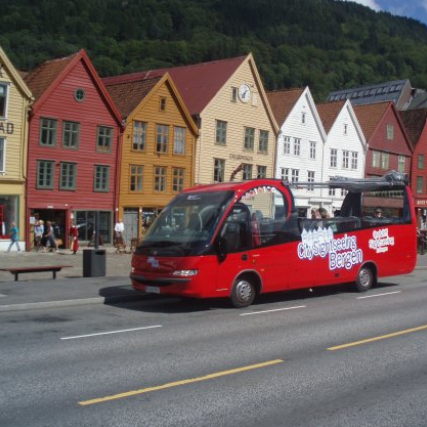 ทัวร์รถบัส Hop-on/Hop-off ในเบอร์เกน (Hop-on/Hop-off bus tour in Bergen)