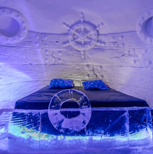 Overnight at Kirkenes Snow Hotel