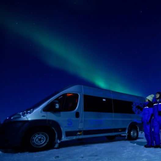 Airport transfer to Kirkenes Snow Hotel