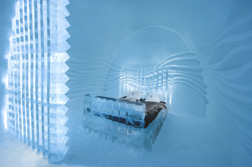 Ice Hotel, Northern Lights & Hurtigruten