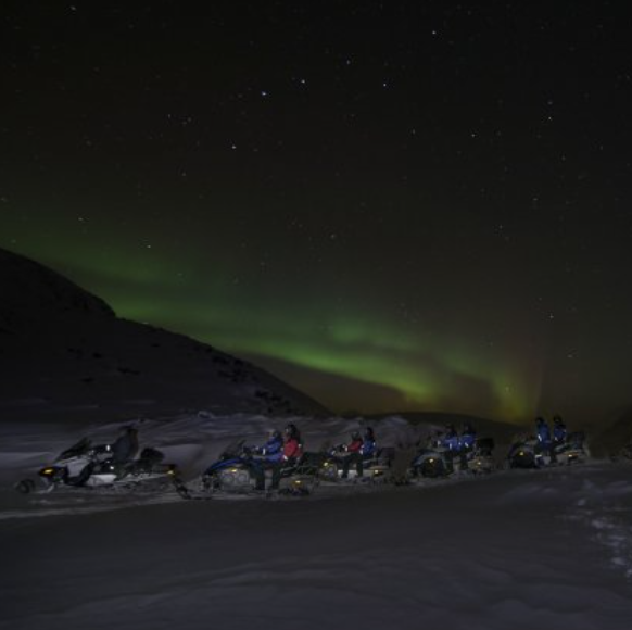 Snowmobile Safari & Northern Lights in Lyngsfjord
