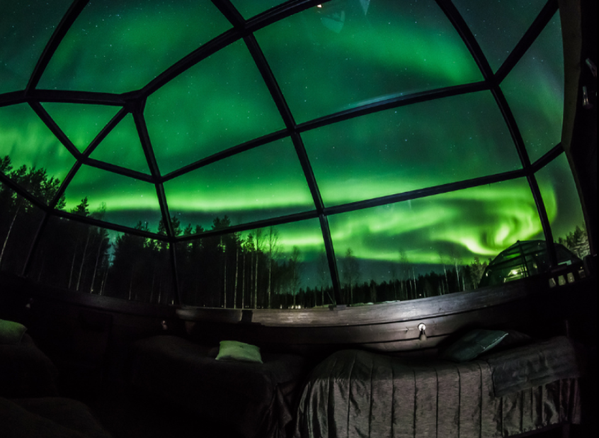 Rovaniemi Autumn Aurora Igloo Escape