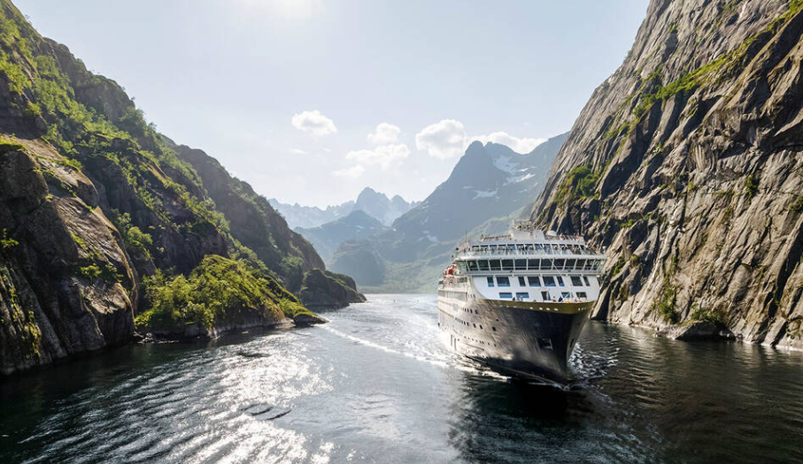 Havila: Southbound Norwegian Coastal Cruise (Kirkenes–Bergen)