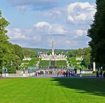 City Walk in Oslo with private guide