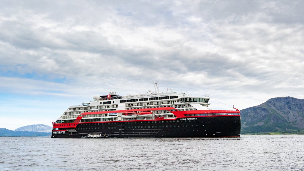Hurtigruten Northbound Cruise