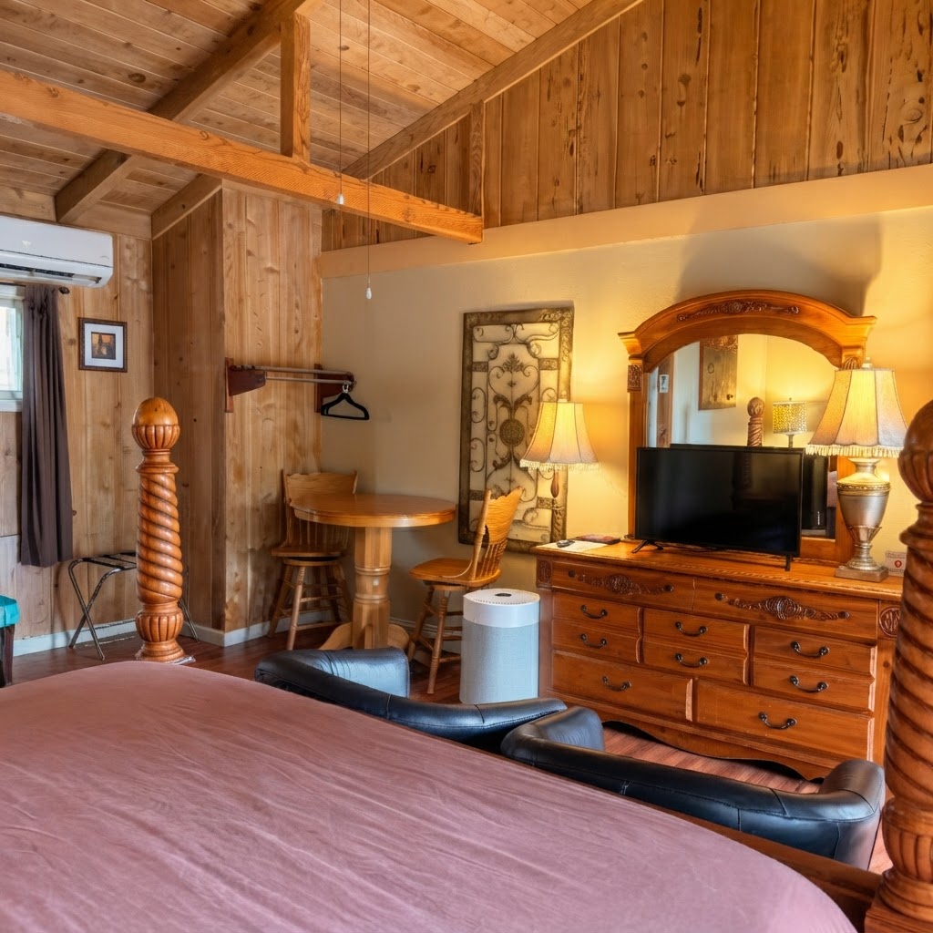 Gold Nugget Room view 3