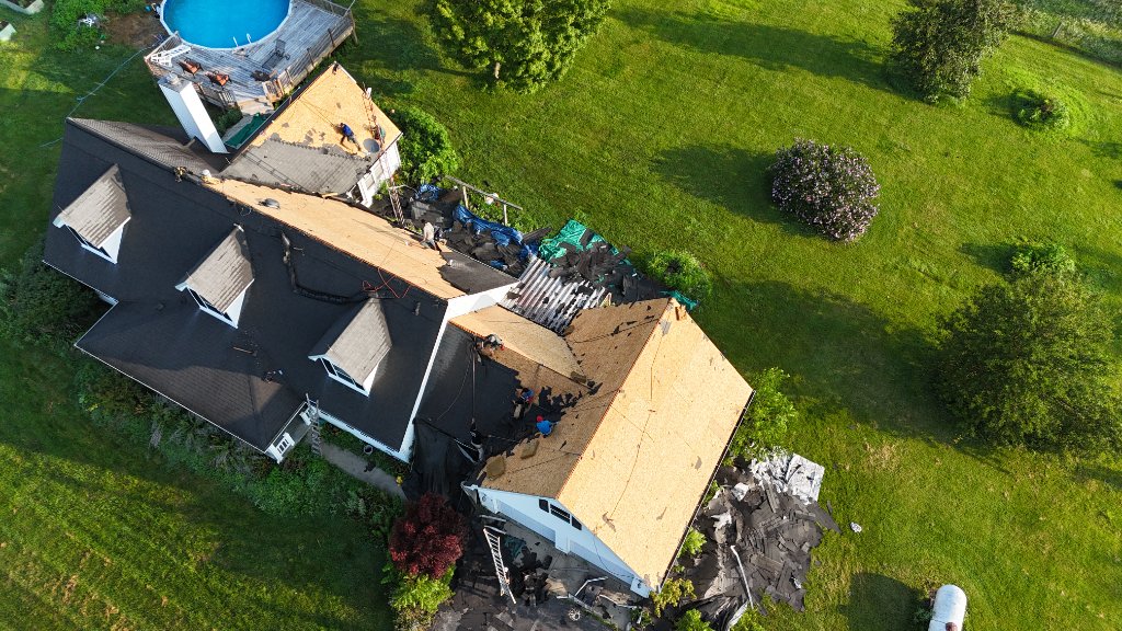 L-Shaped Home — Tear-Off