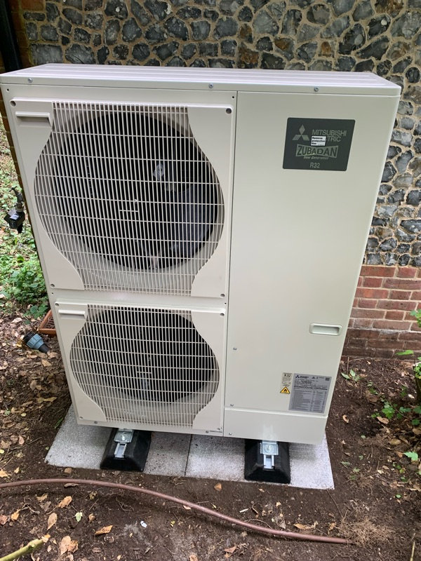 Mitsubishi Electric ZUBADAN Heat Pump Installed — Renewables project by Curtis and Carder