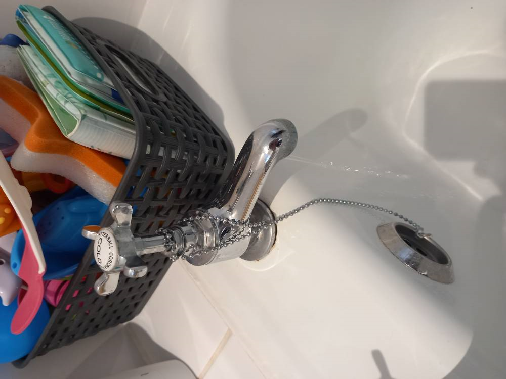 Taps Not Turning Off — Faulty Cold Tap — Plumbing project by Curtis and Carder