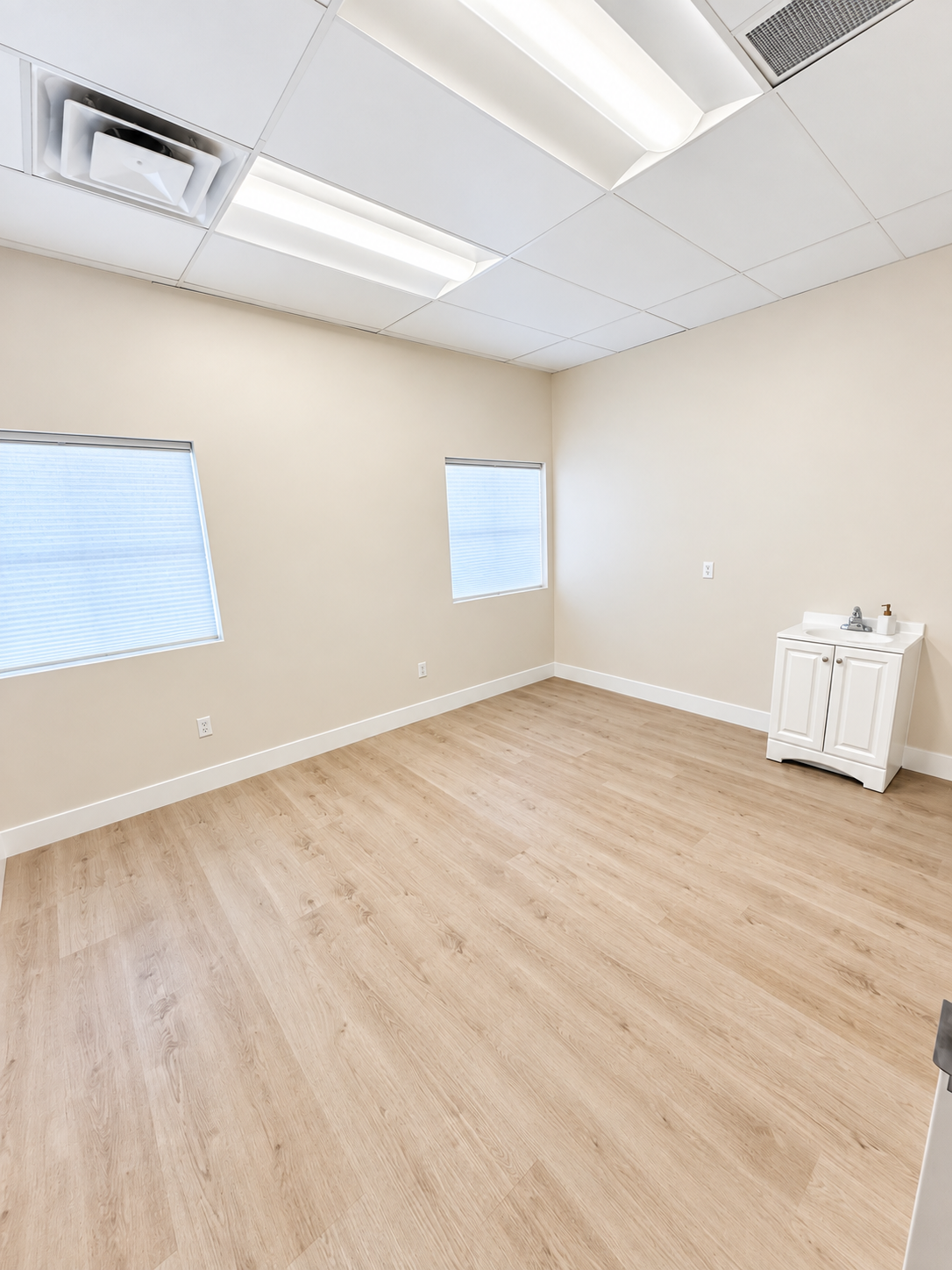 Suite 117 interior