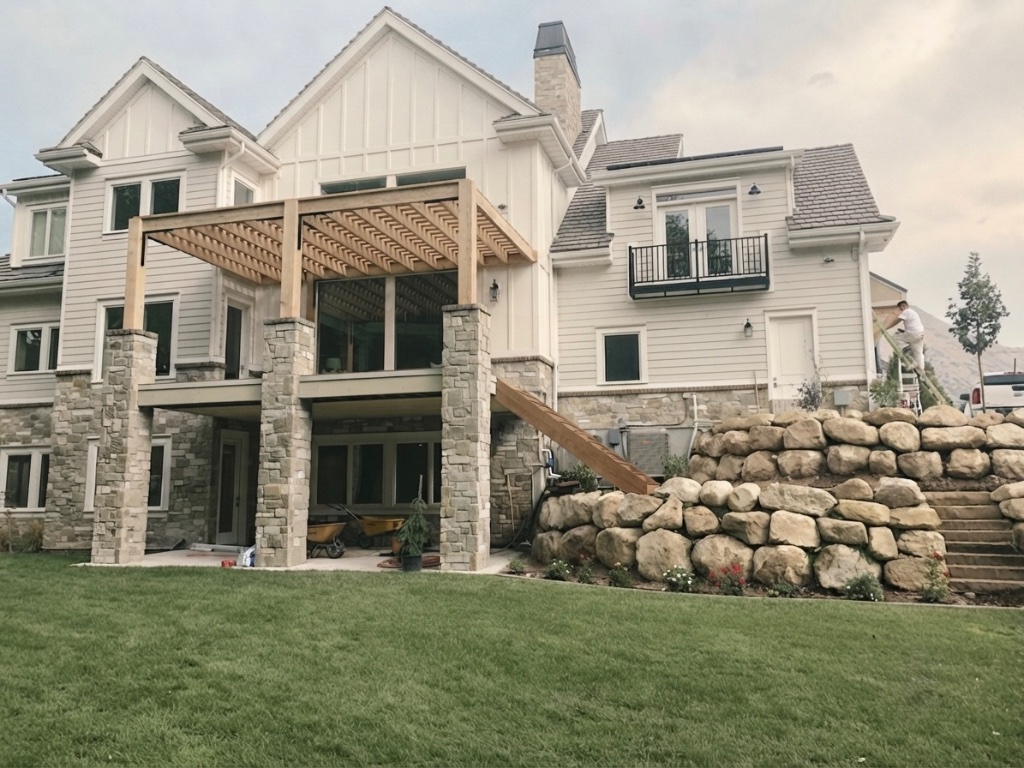 Modern Farmhouse · Full Exterior