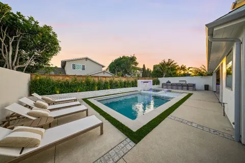 Custom Pool & Spa in Huntington Beach, CA — Coastline Pools project photo 2