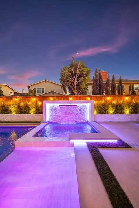 Custom pool waterline tile and spa detail in Huntington Beach, CA