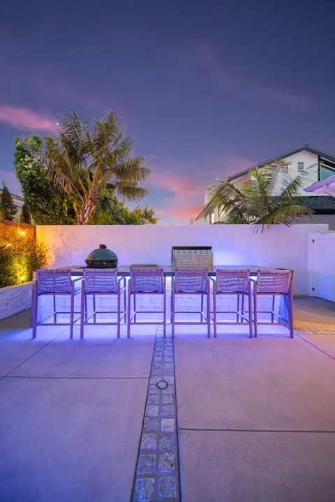 Completed custom pool and spa build in Huntington Beach, California
